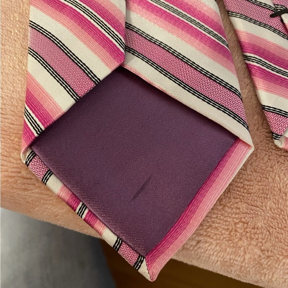 Classic Pink and Cream Striped Tie - Picture 7 of 9